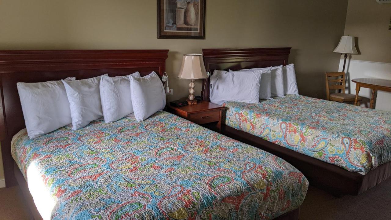 East Springfield The Meadowlark Inn מראה חיצוני תמונה