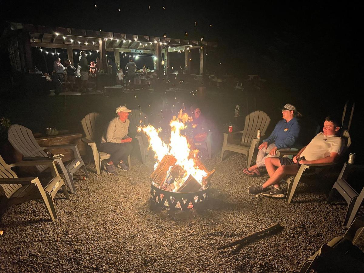 East Springfield The Meadowlark Inn מראה חיצוני תמונה