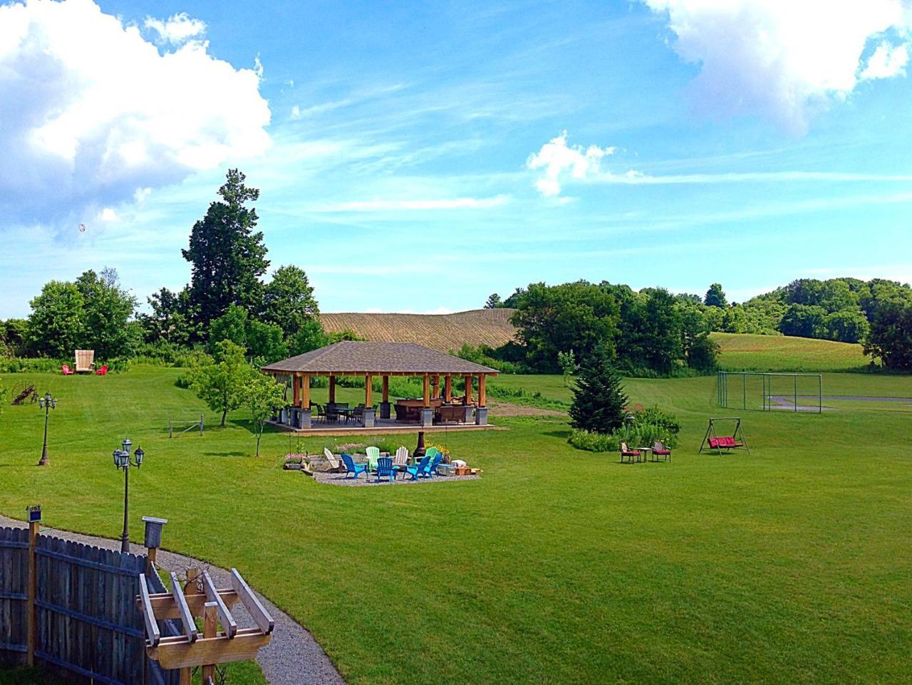 East Springfield The Meadowlark Inn מראה חיצוני תמונה